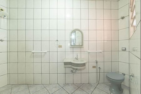 Casa à venda com 365m², 4 quartos e 1 vagaBanheiro Social
