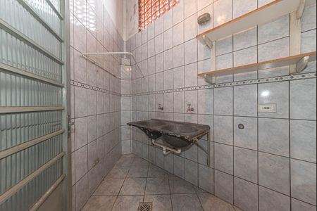 Casa à venda com 365m², 4 quartos e 1 vagaLavanderia