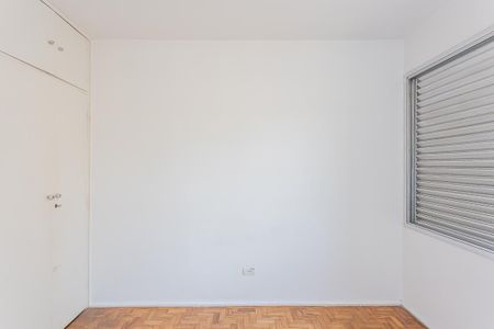 Apartamento à venda com 95m², 3 quartos e 1 vagaQuarto 2