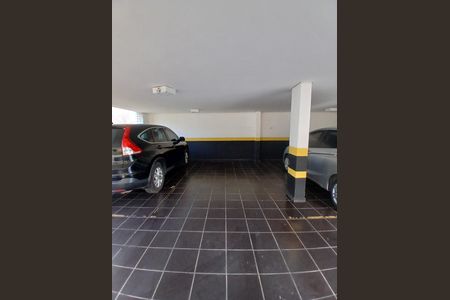 Vaga de garagem de apartamento para alugar com 3 quartos, 128m² em Planalto, Belo Horizonte