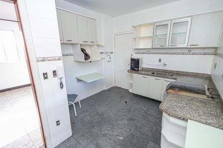 Apartamento para alugar com 128m², 3 quartos e 1 vaga Apartamento para alugar com 128m², 3 quartos e 1 vagaCozinha