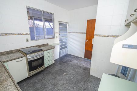 Cozinha de apartamento para alugar com 3 quartos, 128m² em Planalto, Belo Horizonte