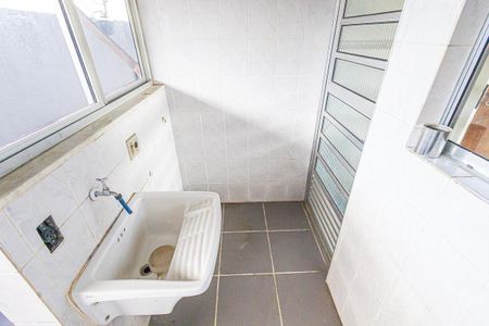 Area de serviço de apartamento para alugar com 3 quartos, 128m² em Planalto, Belo Horizonte