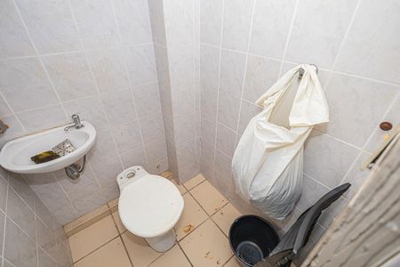 Apartamento para alugar com 128m², 3 quartos e 1 vaga Apartamento para alugar com 128m², 3 quartos e 1 vagaBanheiro de serviço