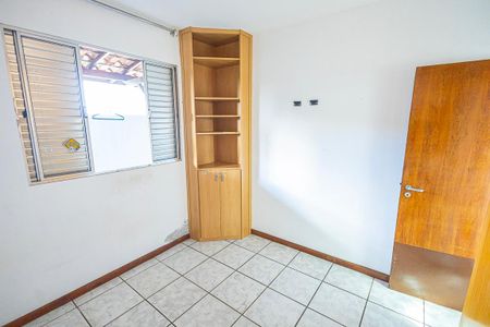 Quarto 3 de apartamento para alugar com 3 quartos, 128m² em Planalto, Belo Horizonte
