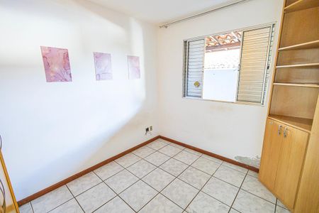 Apartamento para alugar com 128m², 3 quartos e 1 vaga Apartamento para alugar com 128m², 3 quartos e 1 vagaQuarto 2
