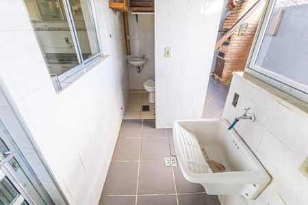 Apartamento para alugar com 128m², 3 quartos e 1 vaga Apartamento para alugar com 128m², 3 quartos e 1 vagaÁrea de serviço