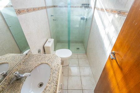 Apartamento para alugar com 128m², 3 quartos e 1 vaga Apartamento para alugar com 128m², 3 quartos e 1 vagaBanheiro social