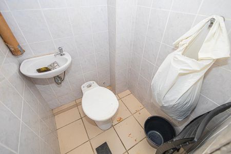 Apartamento para alugar com 128m², 3 quartos e 1 vaga Apartamento para alugar com 128m², 3 quartos e 1 vagaBanheiro de serviço
