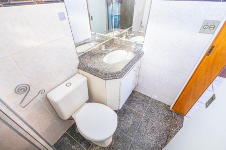 Apartamento para alugar com 128m², 3 quartos e 1 vaga Apartamento para alugar com 128m², 3 quartos e 1 vagaBanheiro da suíte