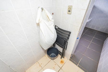 Apartamento para alugar com 128m², 3 quartos e 1 vaga Apartamento para alugar com 128m², 3 quartos e 1 vagaBanheiro de serviço
