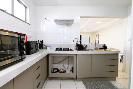 Apartamento à venda com 85m², 3 quartos e 2 vagasCozinha