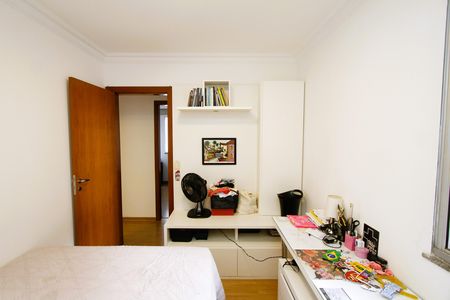 Apartamento à venda com 85m², 3 quartos e 2 vagasQuarto 1