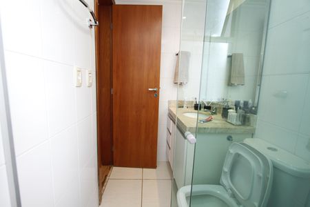 Apartamento à venda com 85m², 3 quartos e 2 vagasBanheiro Social