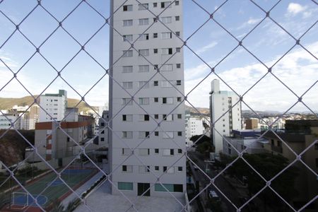 Apartamento à venda com 85m², 3 quartos e 2 vagasVista