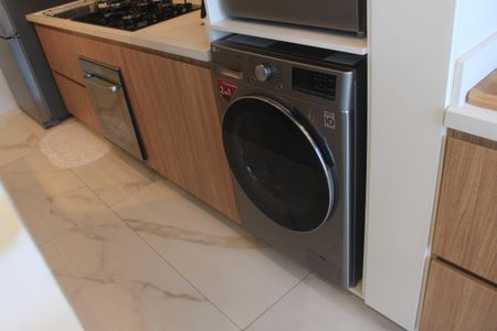 Apartamento à venda com 65m², 2 quartos e 1 vagaÁrea de Serviço