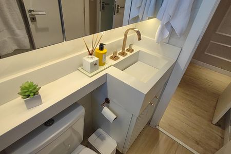 Apartamento à venda com 65m², 2 quartos e 1 vagaBanheiro da Suíte