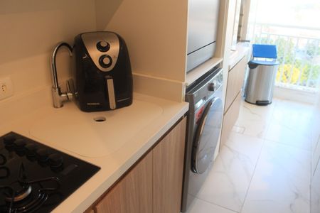 Apartamento à venda com 65m², 2 quartos e 1 vagaÁrea de Serviço
