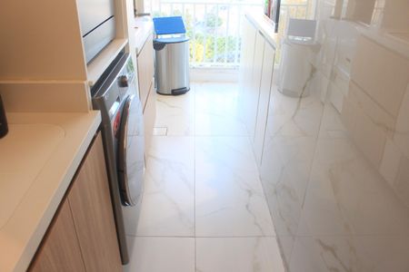 Apartamento à venda com 65m², 2 quartos e 1 vagaÁrea de Serviço
