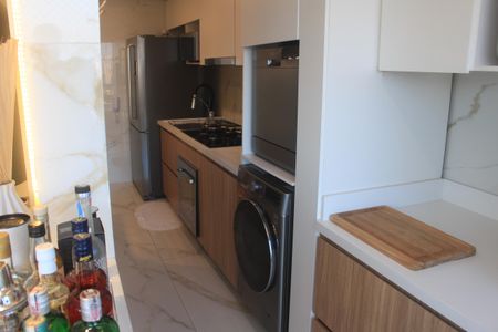 Apartamento à venda com 65m², 2 quartos e 1 vagaÁrea de Serviço