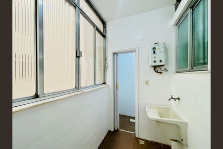 Apartamento à venda com 2 quartos, 68m² em Copacabana, Rio de Janeiro
