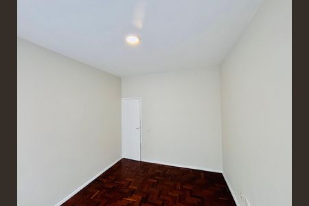 Apartamento à venda com 2 quartos, 68m² em Copacabana, Rio de Janeiro