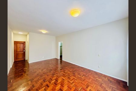 Apartamento à venda com 2 quartos, 68m² em Copacabana, Rio de Janeiro