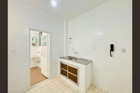 Apartamento à venda com 68m², 2 quartos e sem vaga