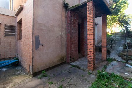 Quintal de casa à venda com 2 quartos, 133m² em Tristeza, Porto Alegre