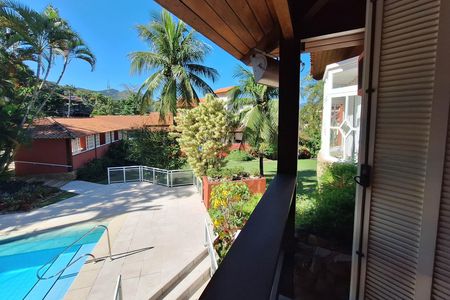 Casa de condomínio à venda com 350m², 5 quartos e 4 vagas Casa de condomínio à venda com 350m², 5 quartos e 4 vagasQuarto 2