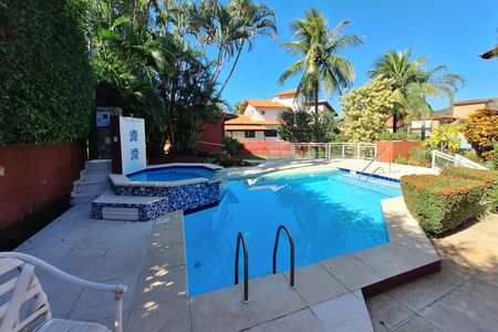Casa de condomínio à venda com 350m², 5 quartos e 4 vagas Casa de condomínio à venda com 350m², 5 quartos e 4 vagasQuintal