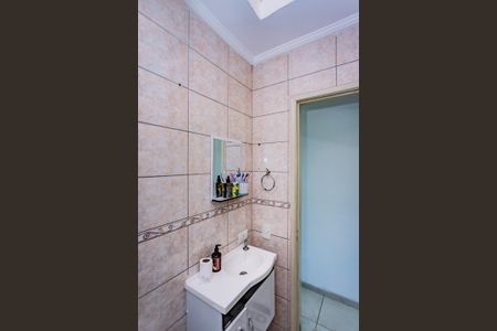 Casa à venda com 105m², 2 quartos e 1 vagaBanheiro