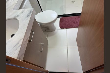 Apartamento para alugar com 65m², 3 quartos e 2 vagas Apartamento para alugar com 65m², 3 quartos e 2 vagasBanheiro Corredor