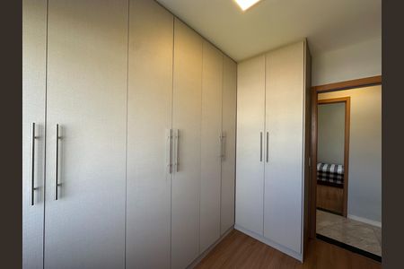 Apartamento para alugar com 65m², 3 quartos e 2 vagas Apartamento para alugar com 65m², 3 quartos e 2 vagasQuarto 1