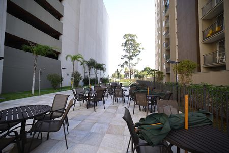 Apartamento para alugar com 33m², 1 quarto e 1 vagaÁrea comum - Piscina