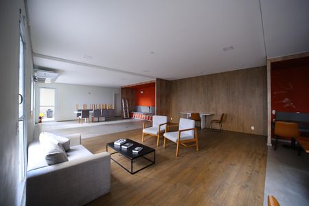 Apartamento para alugar com 33m², 1 quarto e 1 vagaÁrea comum - Salão de festas