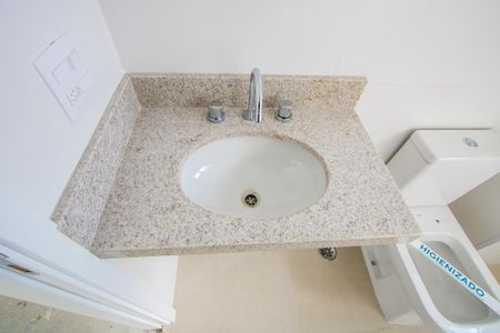 Apartamento à venda com 94m², 3 quartos e 2 vagas Apartamento à venda com 94m², 3 quartos e 2 vagasBanheiro social