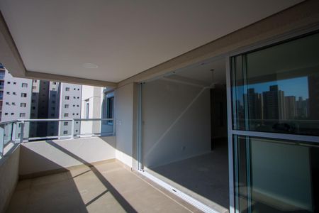 Apartamento à venda com 94m², 3 quartos e 2 vagas Apartamento à venda com 94m², 3 quartos e 2 vagasVaranda gourmet