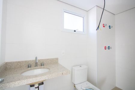 Apartamento à venda com 94m², 3 quartos e 2 vagas Apartamento à venda com 94m², 3 quartos e 2 vagasBanheiro do quarto 1
