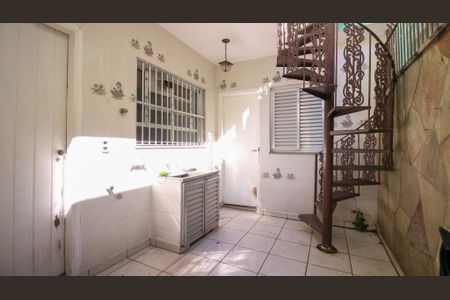 Casa para alugar com 190m², 4 quartos e 2 vagas