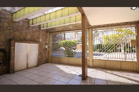 Casa para alugar com 190m², 4 quartos e 2 vagas