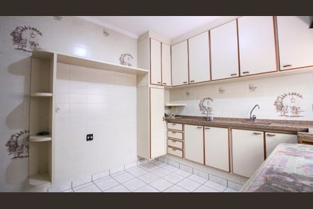 Casa para alugar com 190m², 4 quartos e 2 vagas