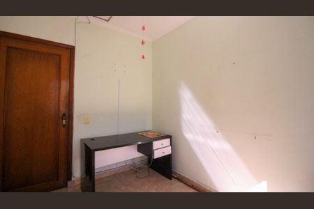Casa para alugar com 190m², 4 quartos e 2 vagas Casa para alugar com 190m², 4 quartos e 2 vagasQuarto 1