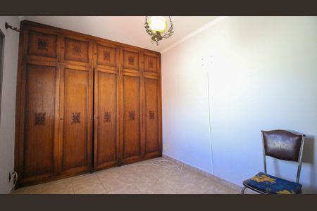 Casa para alugar com 190m², 4 quartos e 2 vagas Casa para alugar com 190m², 4 quartos e 2 vagasQuarto 2