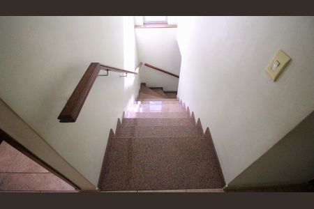 Casa para alugar com 190m², 4 quartos e 2 vagas