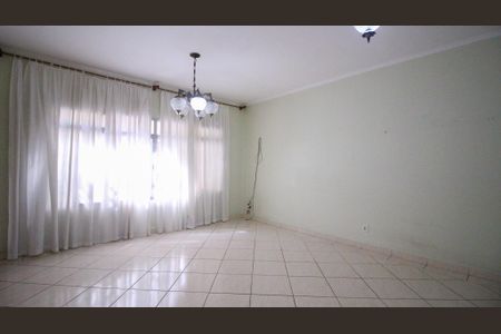 Sala de casa para alugar com 4 quartos, 190m² em Jardim Avelino, São Paulo