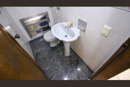 Casa para alugar com 190m², 4 quartos e 2 vagas