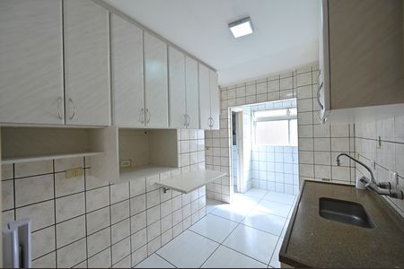 Apartamento para alugar com 65m², 2 quartos e 1 vagaCozinha