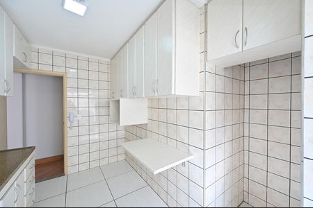 Apartamento para alugar com 65m², 2 quartos e 1 vagaCozinha