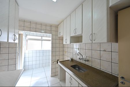 Apartamento para alugar com 65m², 2 quartos e 1 vagaCozinha